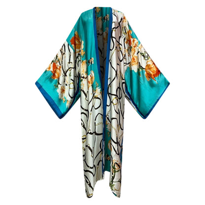 Kimono con remolinos florales encantados
