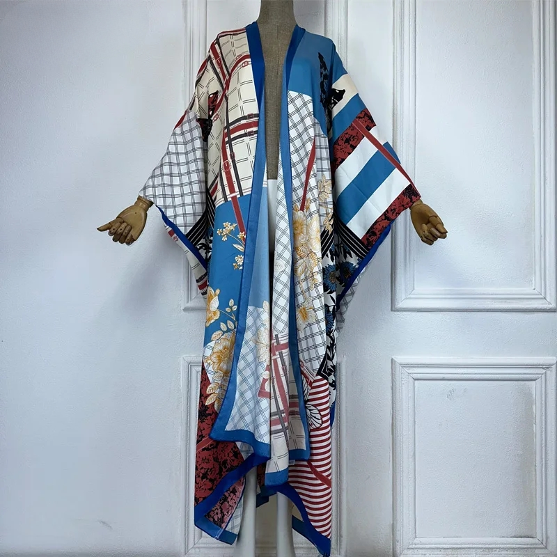 Gallery Walk Kaftan Kimono